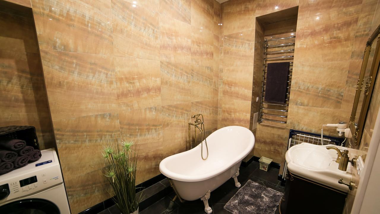 Franco Luxury Lejlighed Lviv Eksteriør billede